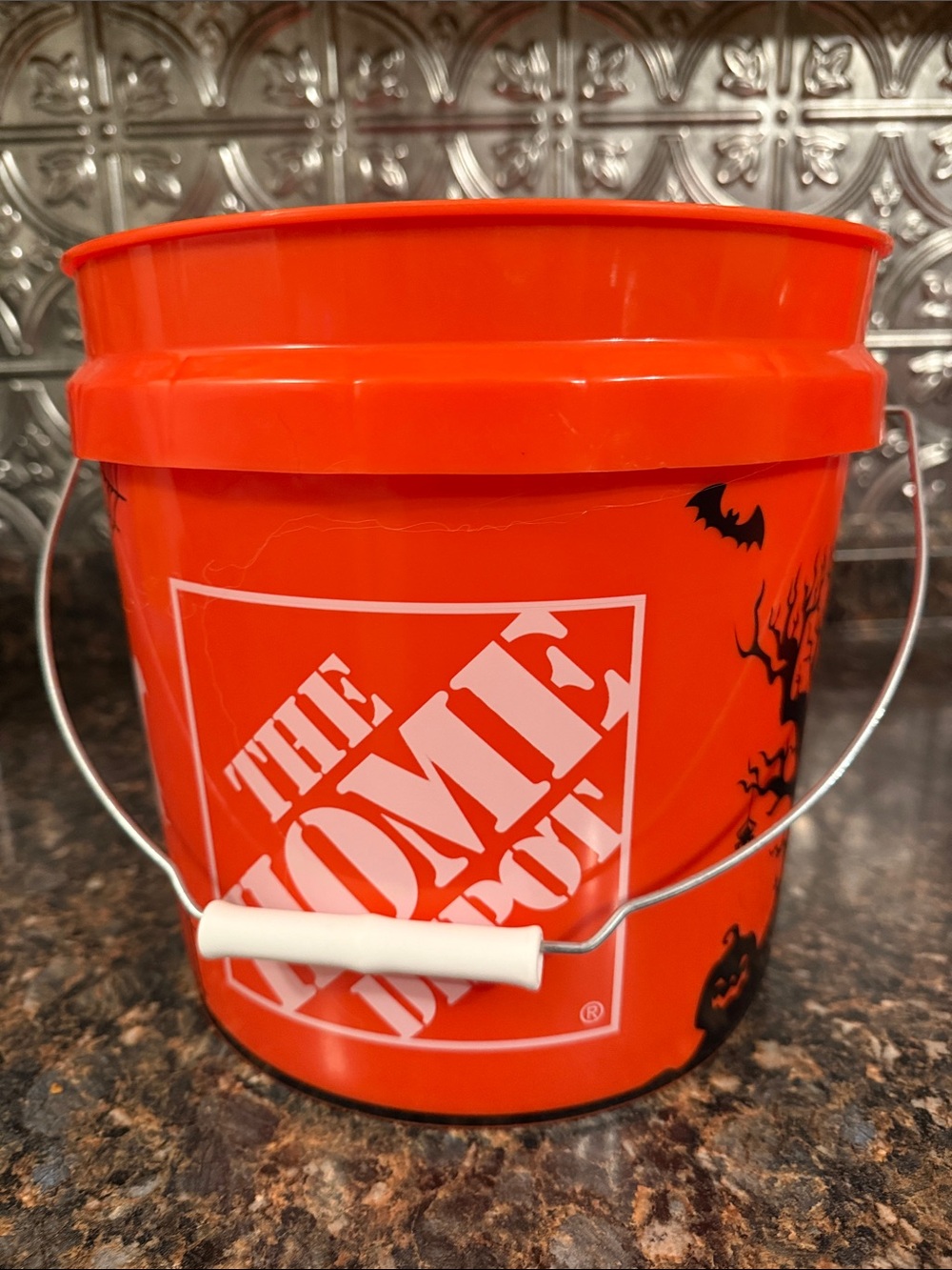 🎃 Home Depot 2026 Halloween Orange Bucket w/ Handle Ghost Haunted House - Picture 4 of 11